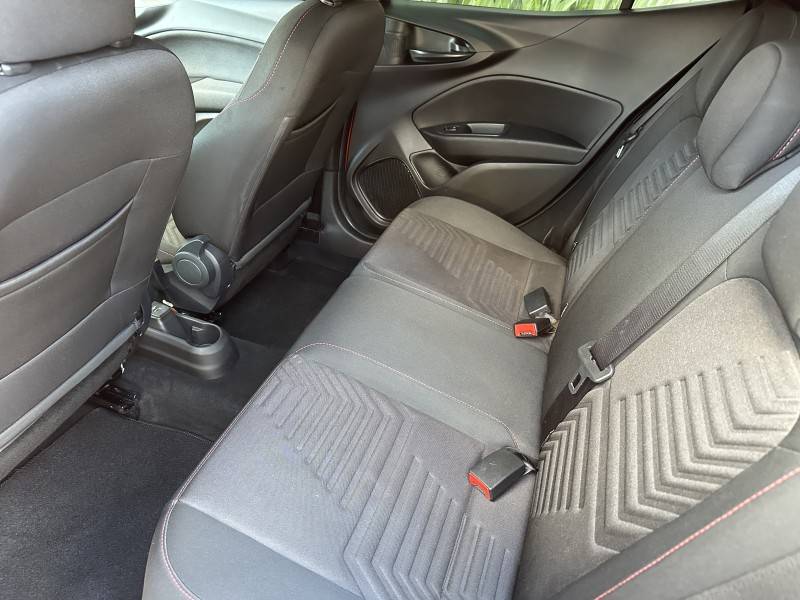FIAT - ARGO - 2017/2018 - Vermelha - R$ 66.900,00