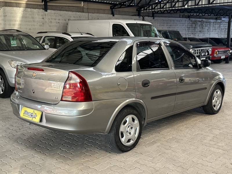 CHEVROLET - CORSA - 2008/2008 - Cinza - R$ 27.800,00