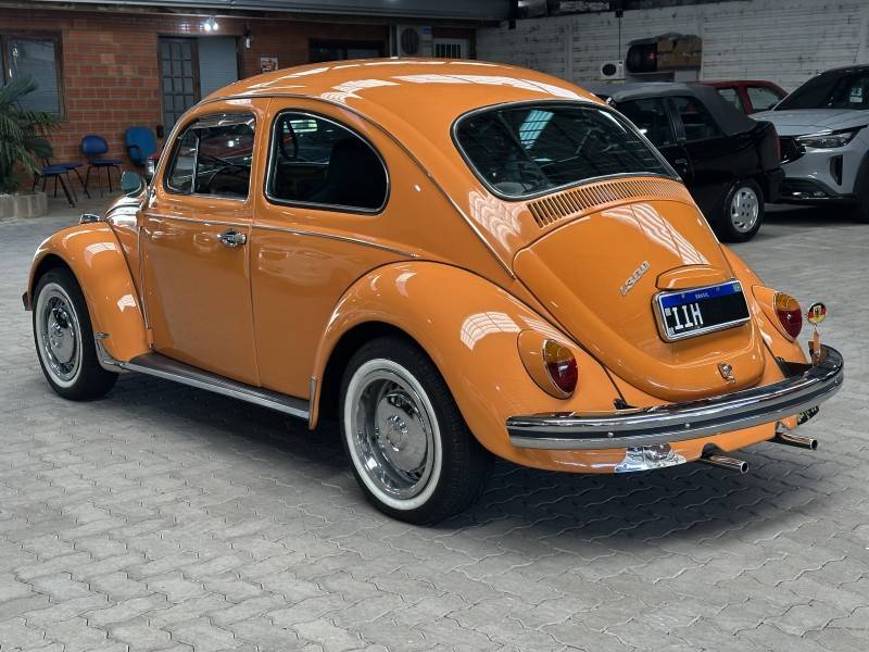 VOLKSWAGEN - FUSCA - 1972/1972 - Laranja - R$ 45.000,00