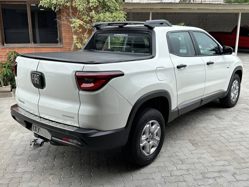 FIAT - TORO - 2018/2018 - Branca - R$ 95.900,00