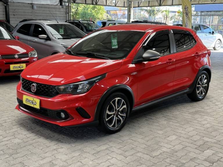 FIAT - ARGO - 2017/2018 - Vermelha - R$ 66.900,00