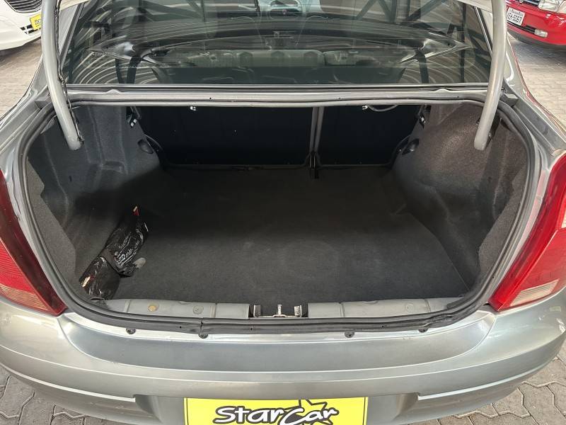 CHEVROLET - CORSA - 2008/2008 - Cinza - R$ 27.800,00