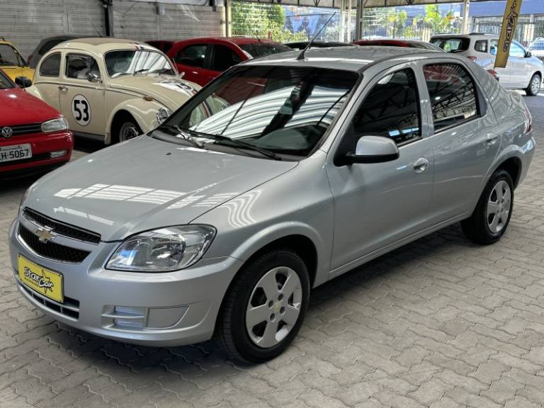 CHEVROLET - PRISMA - 2012/2012 - Prata - R$ 31.900,00